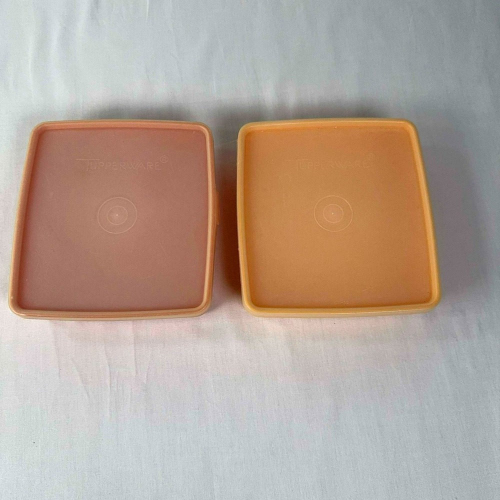 Vintage Tupperware 670 Harvest Orange Yellow Sandwich Keeper Containers